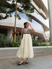 Border docking balloon dress