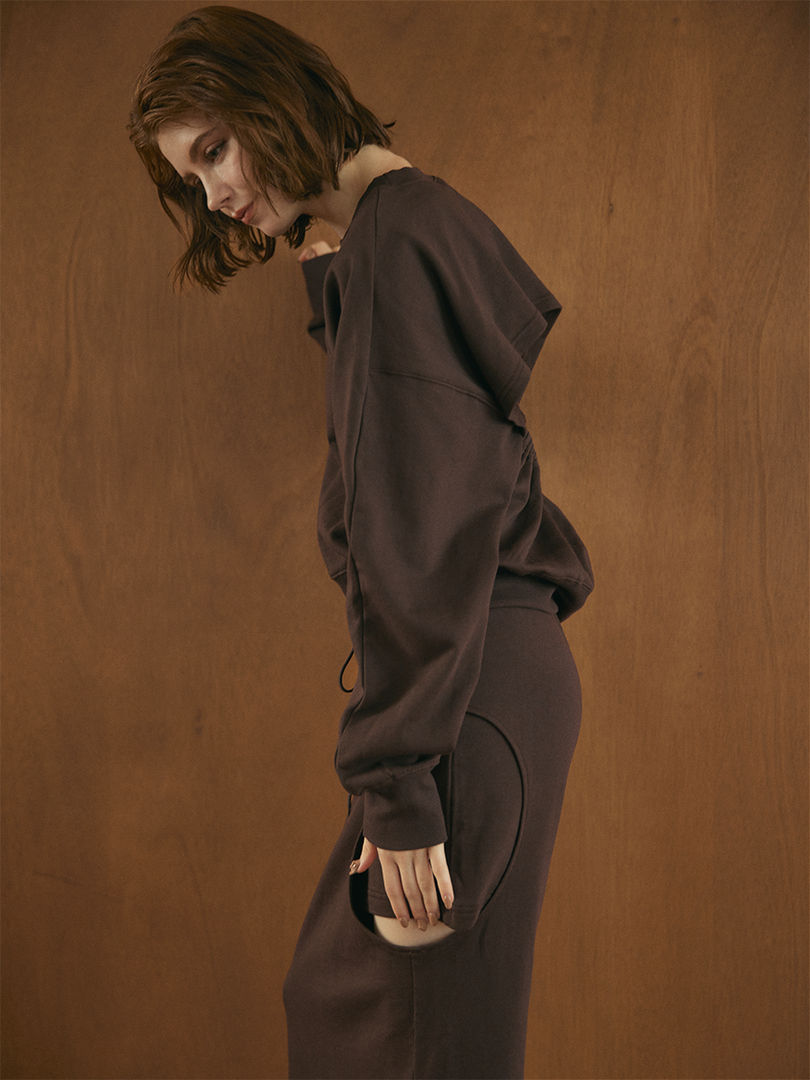 【10/1 OPEN】Moon cut sweat set up