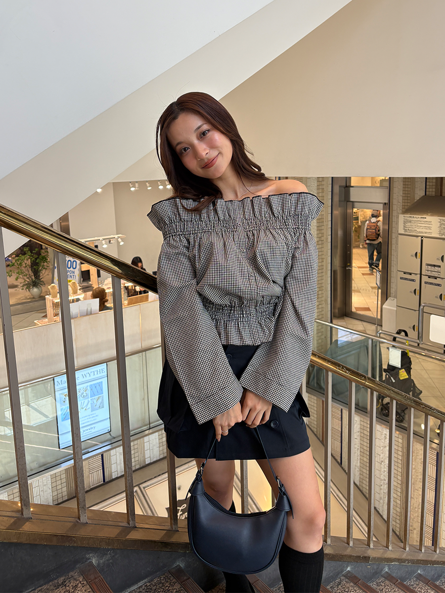 【4/16 OPEN】Bell sleeve off shoulder blouse