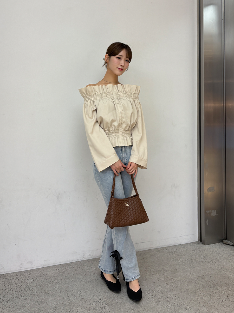 【4/16 OPEN】Bell sleeve off shoulder blouse