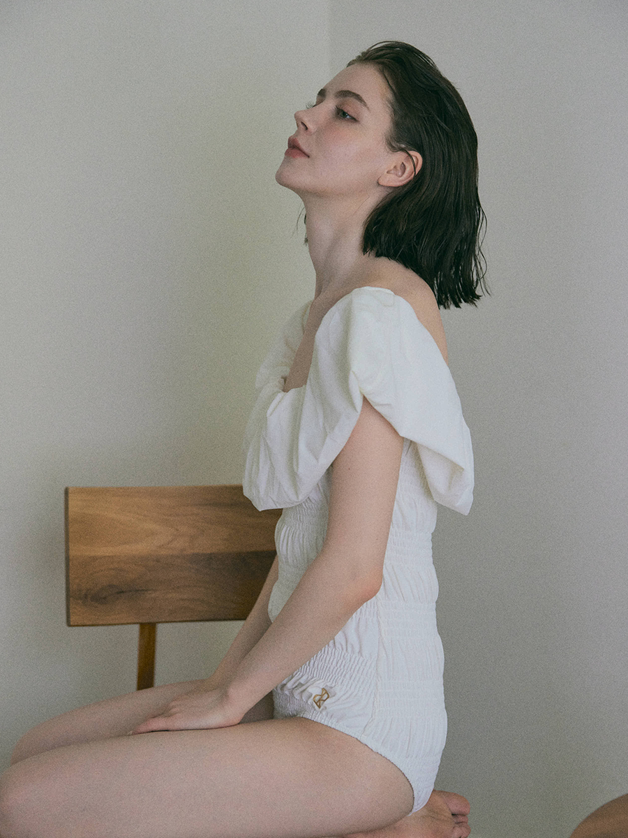 【6/18 OPEN】offshoulder balloon swimsuit