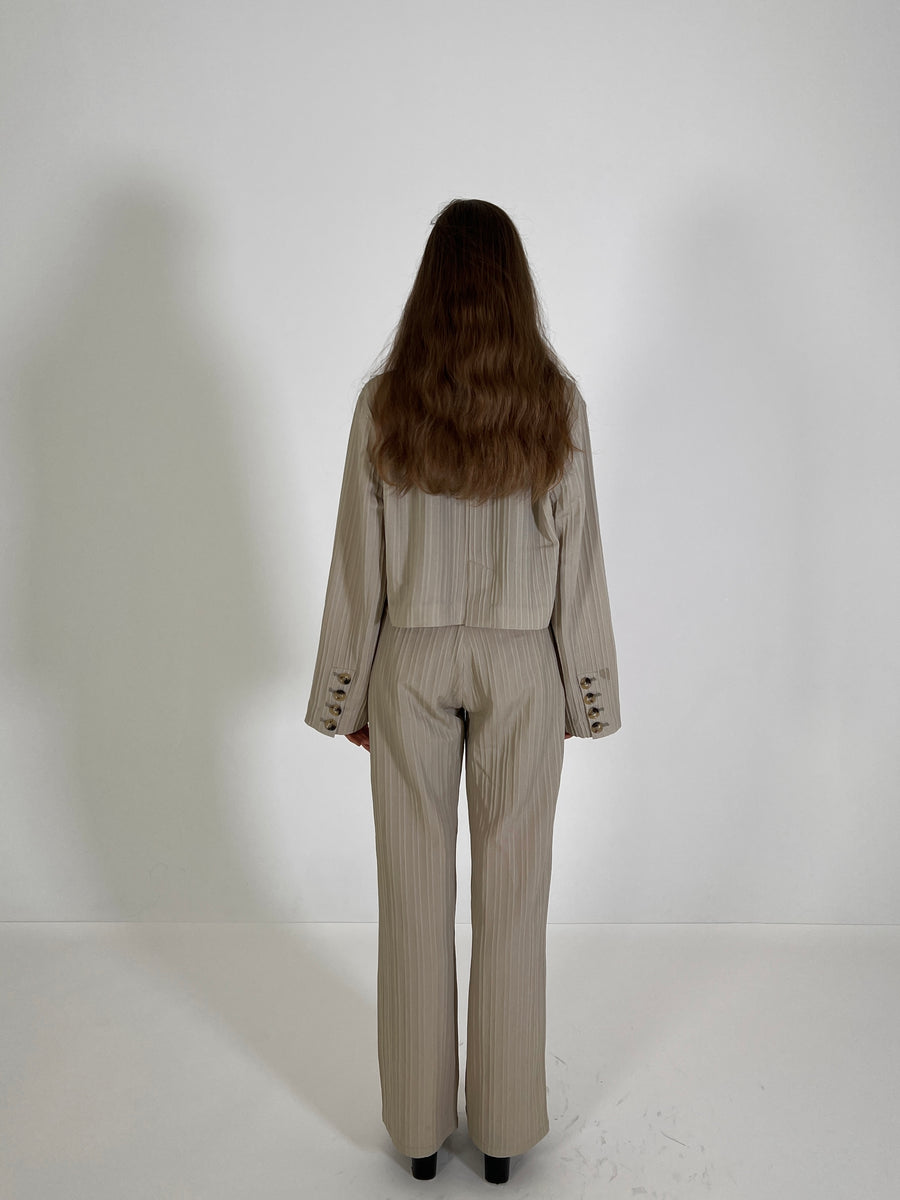 bumpy cropped jacket